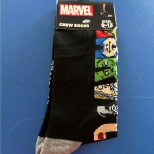 Marvel Crew Socks - sz 9-12 superhero Multicolor